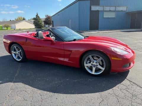 2005 Chevrolet Corvette Base