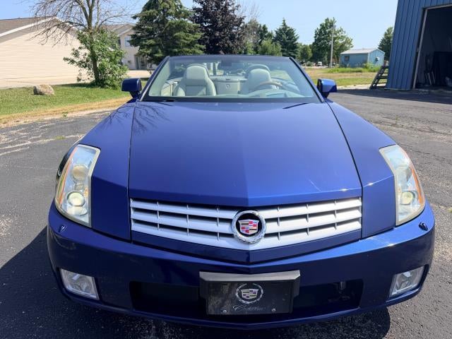 2005 Cadillac XLR Base