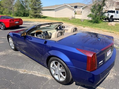 2005 Cadillac XLR Base