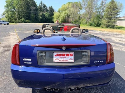 2005 Cadillac XLR Base