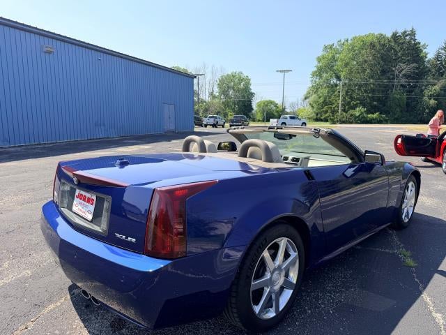 2005 Cadillac XLR Base