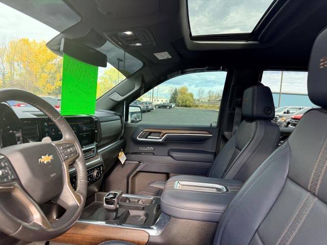 2022 Chevrolet Silverado 1500 High Country