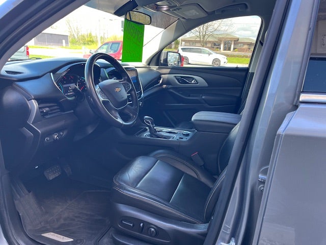 2021 Chevrolet Traverse LT Leather