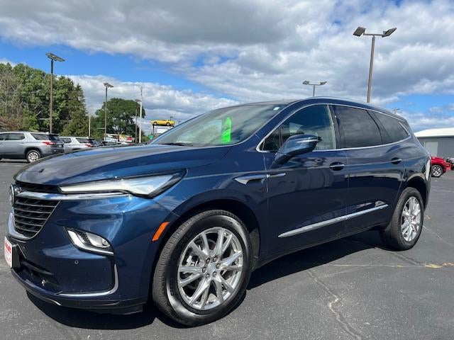 2022 Buick Enclave Essence