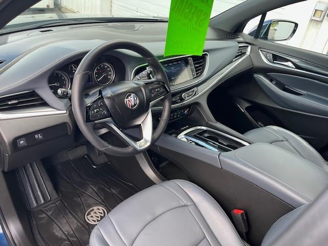 2022 Buick Enclave Essence