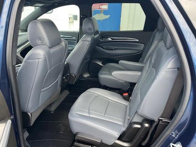 2022 Buick Enclave Essence
