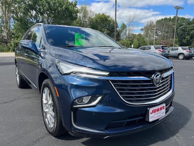 2022 Buick Enclave Essence
