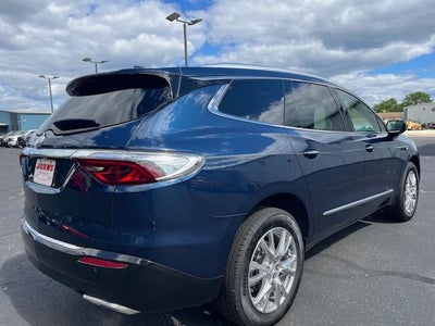 2022 Buick Enclave Essence