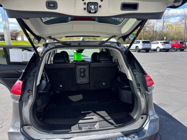 2017 Nissan Rogue SL